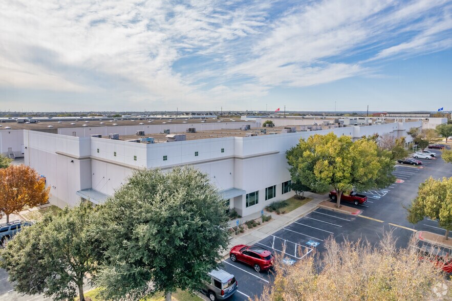 More Photos Of 4509 Freidrich Ln, Austin Warehouse For Lease