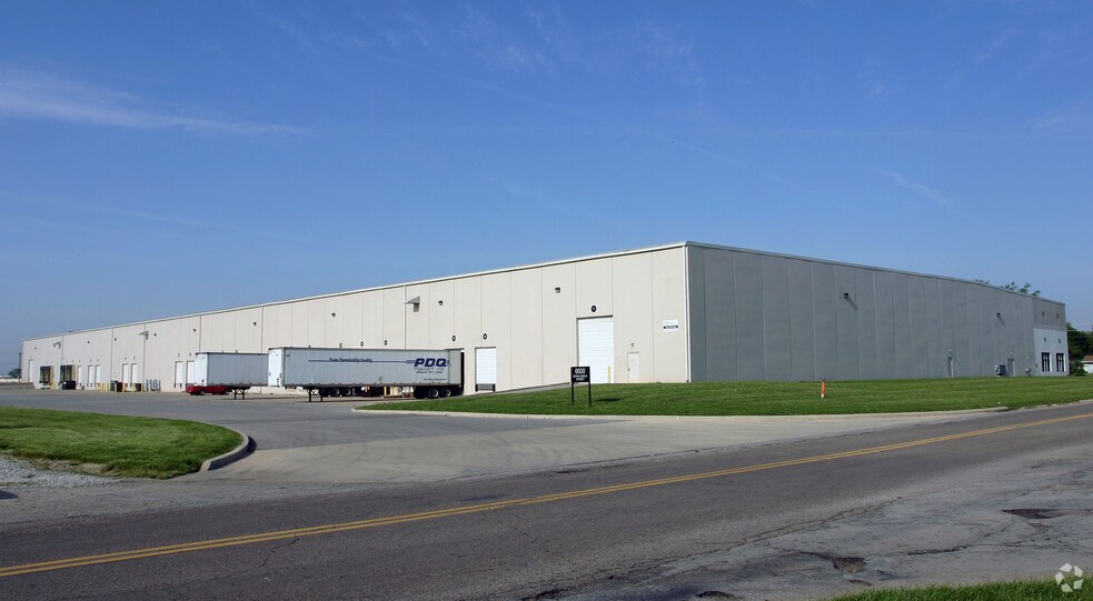 More Photos Of 6600 Donn Eisele St, Columbus Distribution For Lease