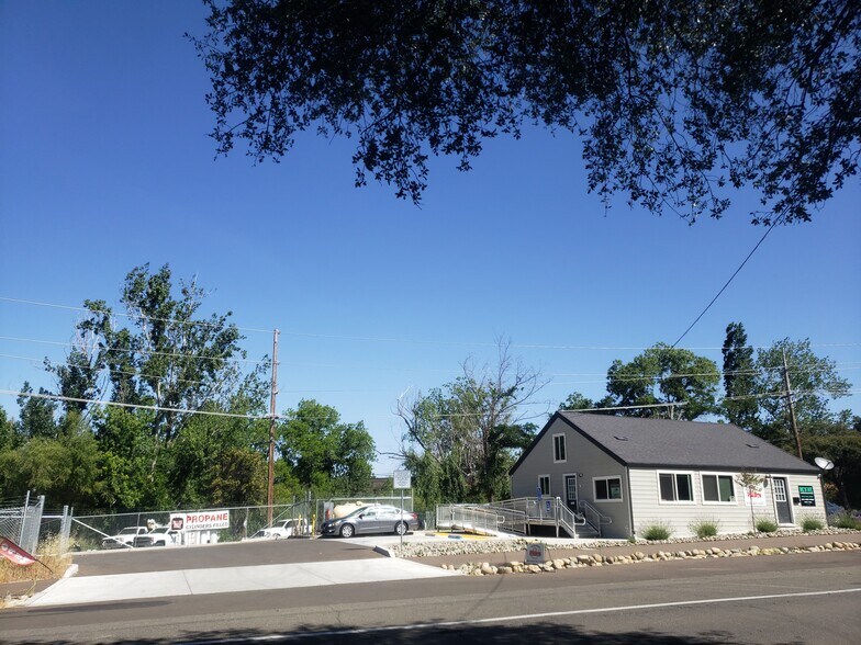 More Photos Of 3180 Taylor Rd, Loomis Contractor Storage Yard For Sale