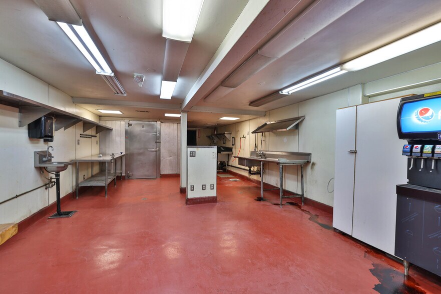 More Photos Of 374 S 1st St, San Jose Storefront For Sale