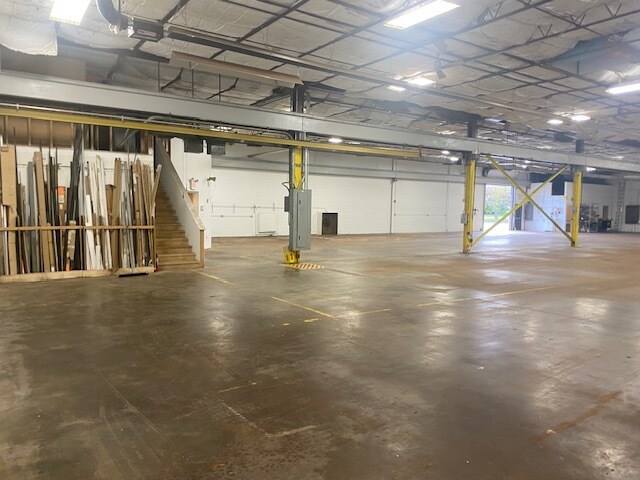 More Photos Of 8420 South Ave, Youngstown Manufacturing For Sale