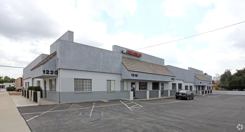 More Photos Of 1202-1220 E Cypress St, Covina Light Manufacturing For Lease