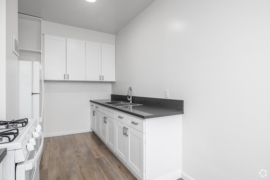 More Photos Of 3333 W 4th St, Los Angeles Apartments For Sale