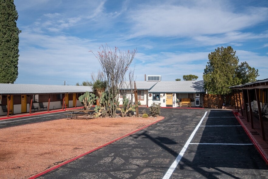 More Photos Of 410 Fremont St, Tombstone Hotel For Sale