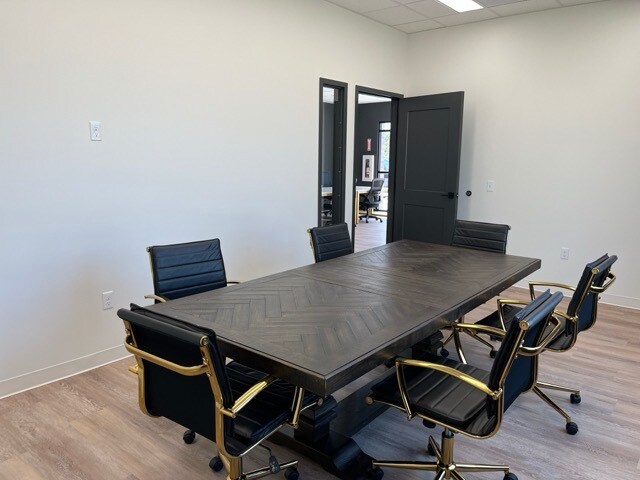 Primary Photo Of 15105 Crown At Lone Oak Rd, Edmond Office For Lease