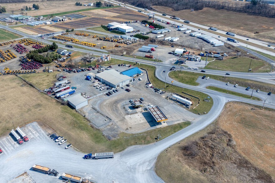More Photos Of 1120 Mount Rock Rd, Shippensburg Distribution For Sale