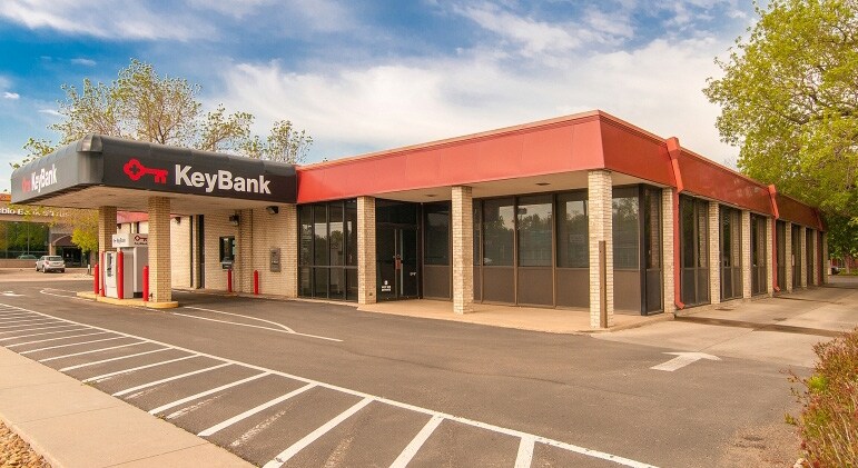 Primary Photo Of 2305 S Colorado Blvd, Denver Bank For Lease