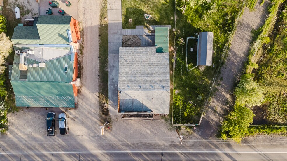 More Photos Of 925 Lamoille Hwy, Lamoille Hotel For Sale