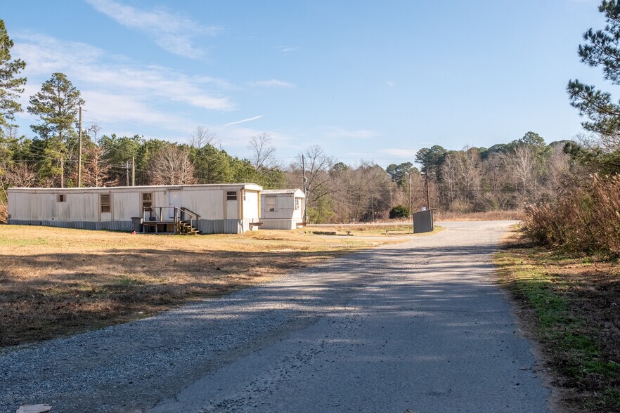 More Photos Of 106 Chance Cir, Mount Ida Multifamily For Sale