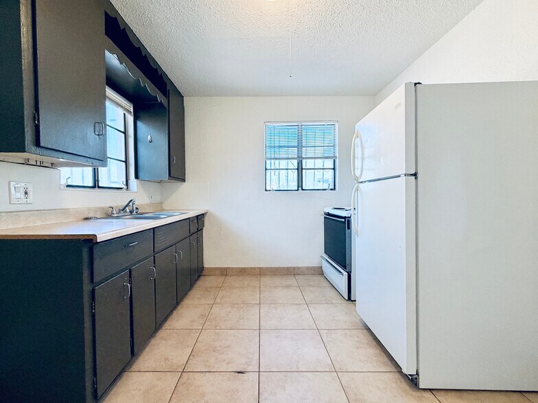 More Photos Of 3830 E 2nd St, Tucson Apartments For Sale