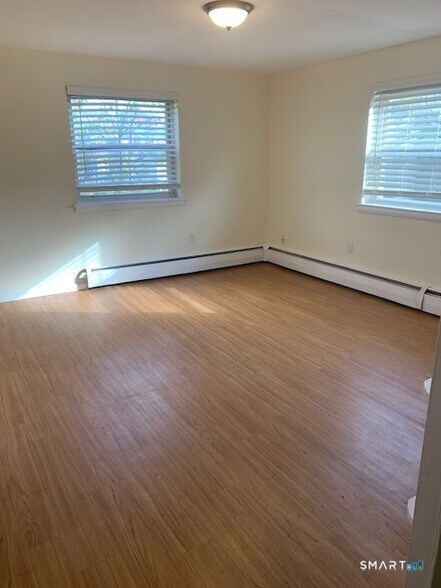 More Photos Of 174-176 Hillside Ave, Hartford Apartments For Sale