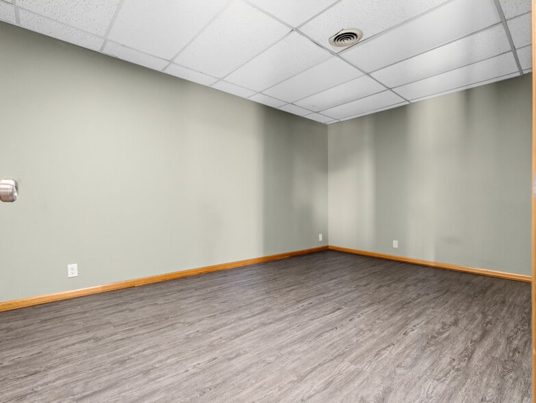 More Photos Of 1 N Main St, Rice Lake Specialty For Sale