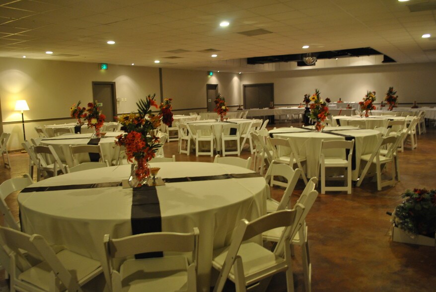 More Photos Of 3896 Lamar Ave, Memphis Hotel For Sale