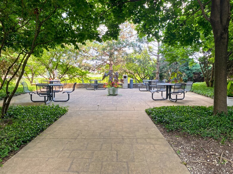 More Photos Of 4320 Winfield Rd, Warrenville Coworking Space