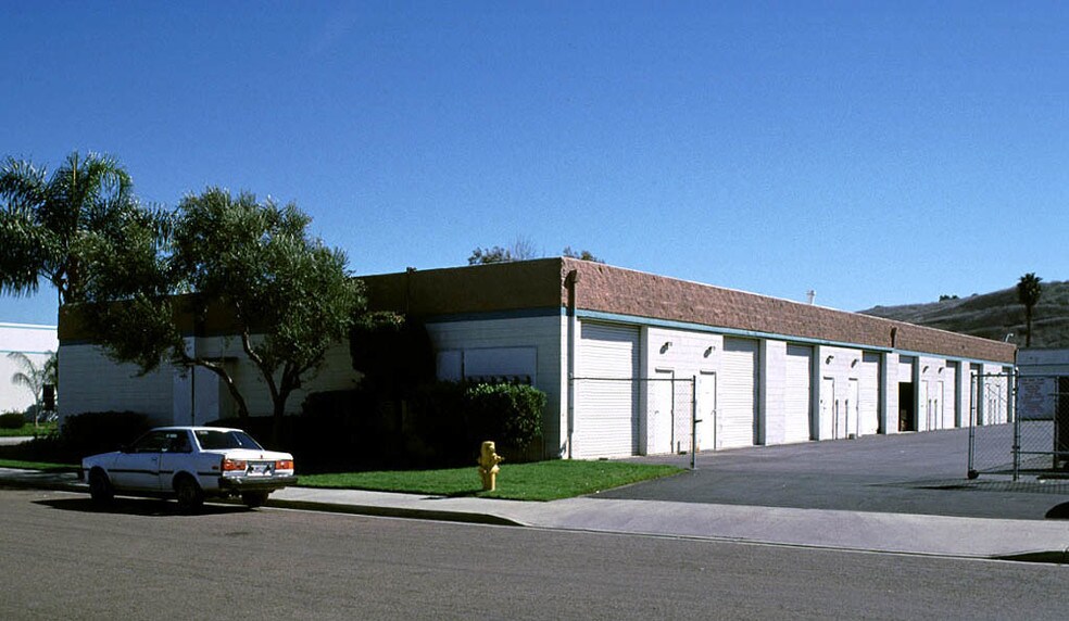 More Photos Of 179 Roymar Rd, Oceanside Unknown For Lease