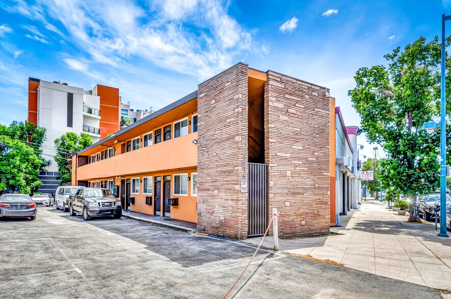 More Photos Of 4914 Lankershim Blvd, North Hollywood Office For Lease