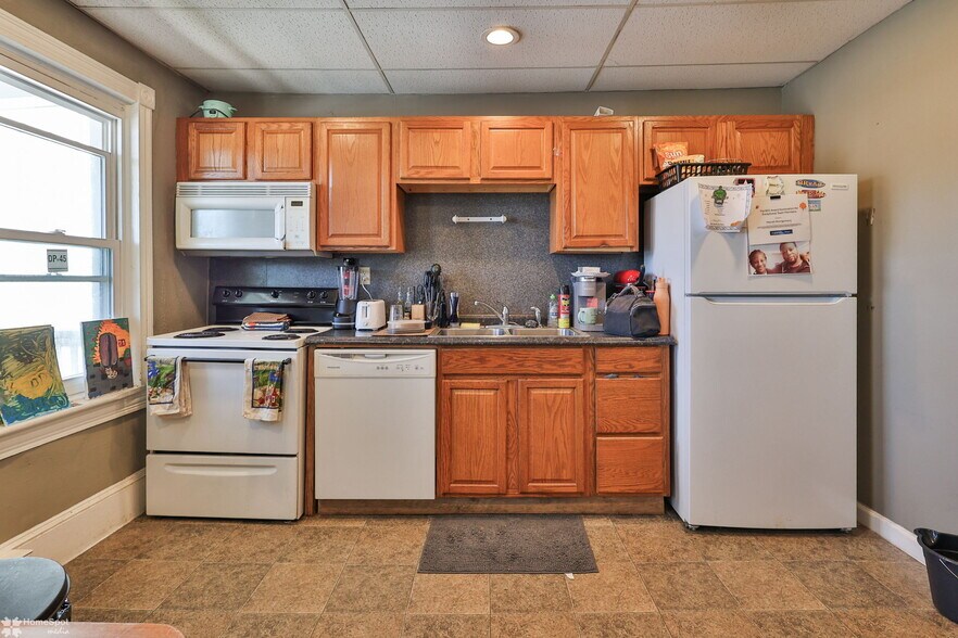 More Photos Of 302 W Abbott St, Lansford Multifamily For Sale