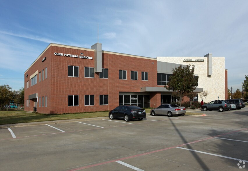 More Photos Of 546 E Sandy Lake Rd, Coppell Medical For Lease
