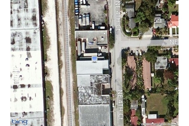 More Photos Of 7250 NE 4th Ct, Miami Showroom For Lease