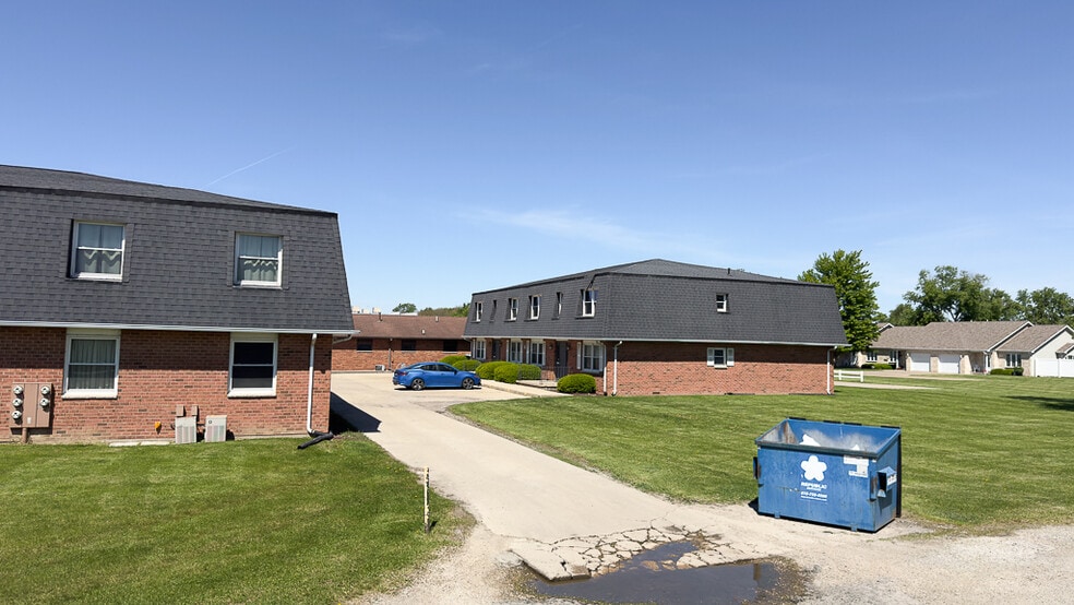More Photos Of 2 Michael St, Streator Apartments For Sale
