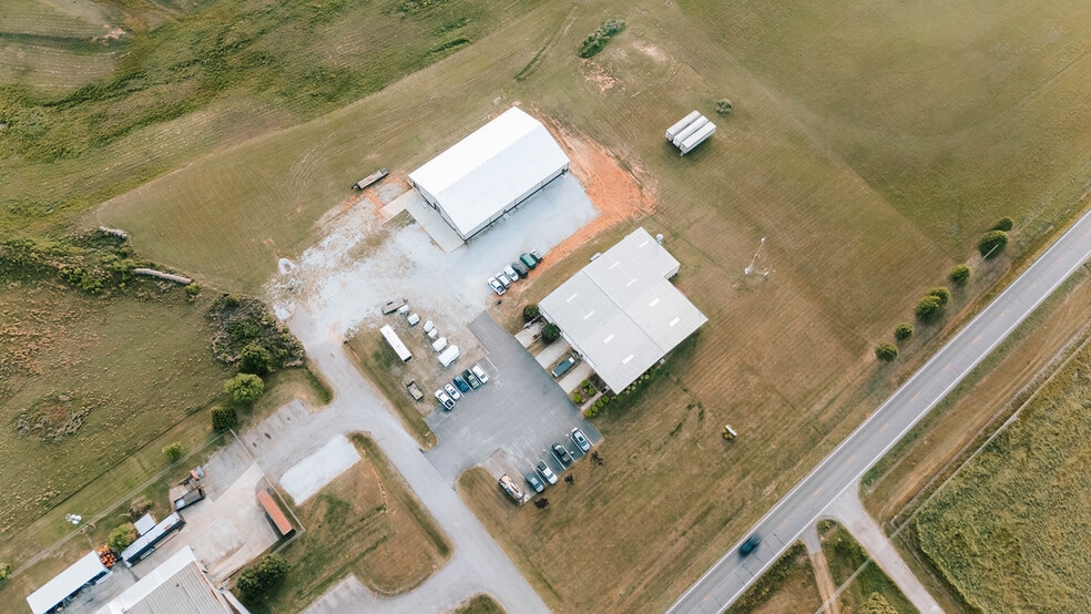 More Photos Of 4900 Highway 98 E, Comer Warehouse For Sale