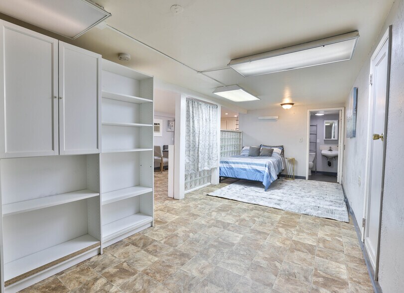 More Photos Of 14527-14529 Big Basin Way, Saratoga Storefront Retail Residential For Sale