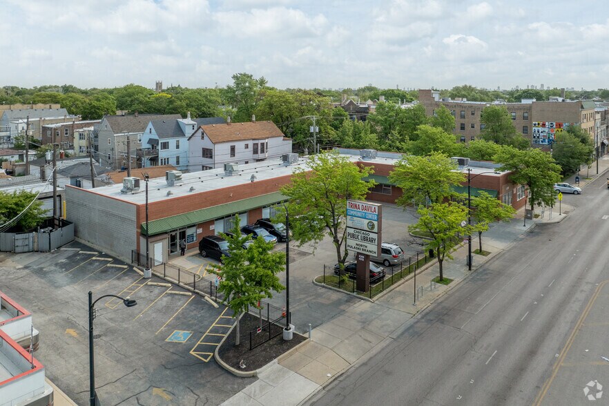 Primary Photo Of 4300-12 W North Ave, Chicago Freestanding For Sale