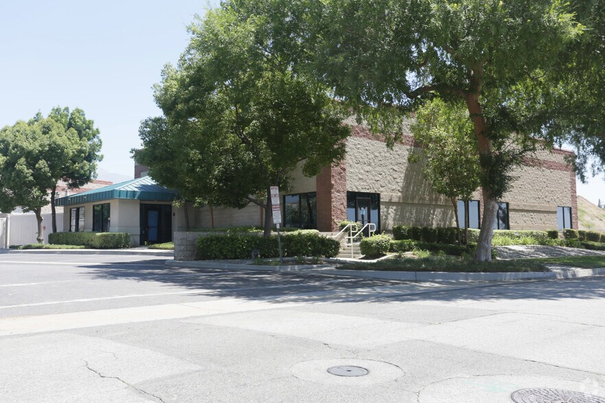 Primary Photo Of 1221 E 8th St, Upland Warehouse For Sale