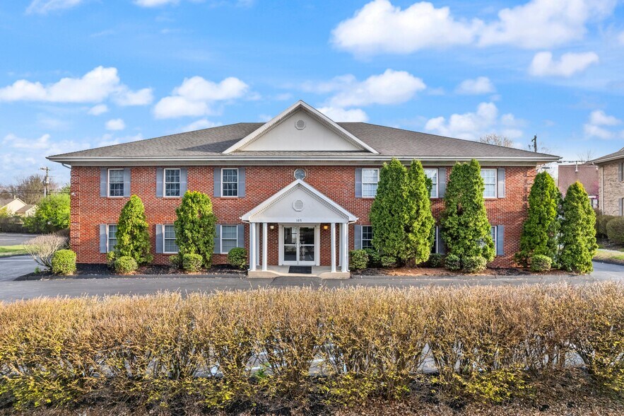 More Photos Of 103 Wind Haven Dr, Nicholasville Office For Sale