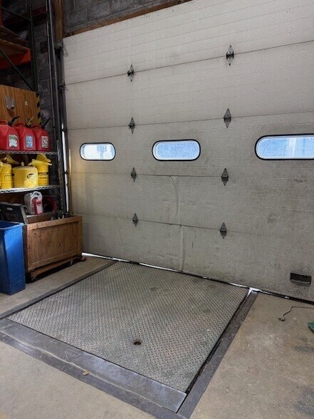 More Photos Of 826 Monocacy St, Bethlehem Storefront Retail Office For Sale