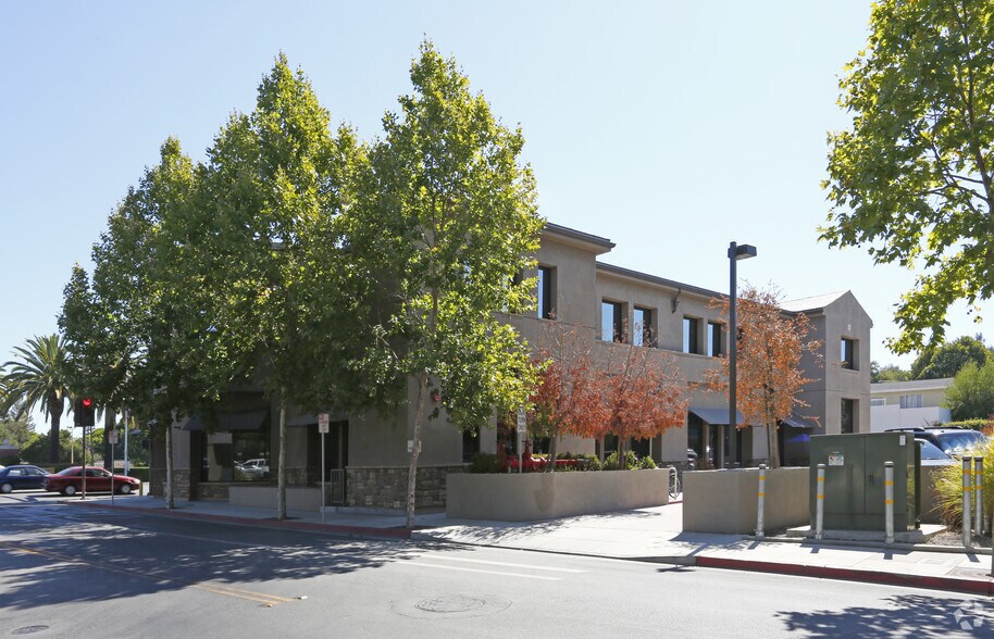 More Photos Of 145 El Camino Real, Menlo Park Storefront Retail Office For Lease