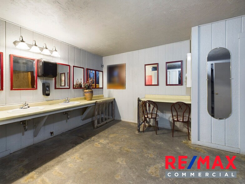 More Photos Of 214 Yellowstone Ave, Cody Bar For Sale