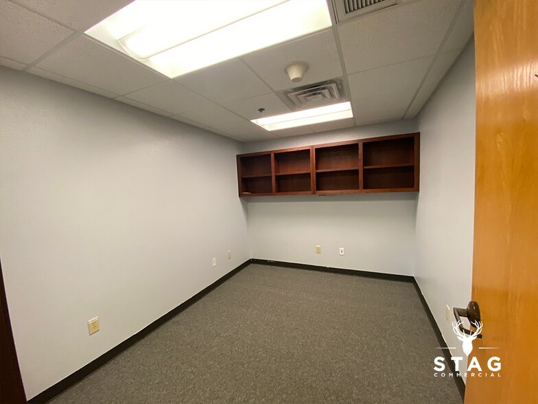 More Photos Of 5000 Energy Pl, Denton Industrial For Lease