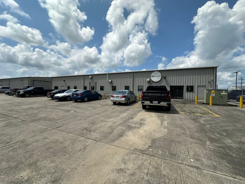 More Photos Of 101 S Bernard Rd, Broussard Industrial For Sale