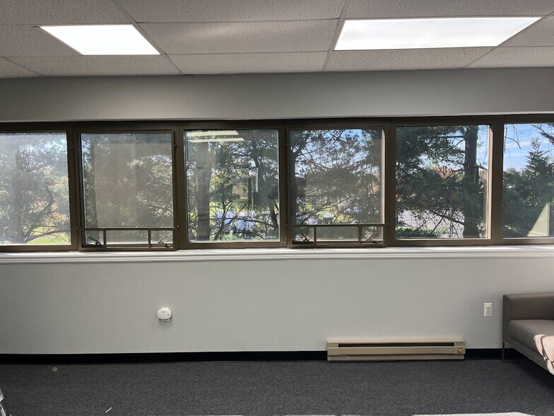 More Photos Of 2 Hartford Dr, Tinton Falls Medical For Lease