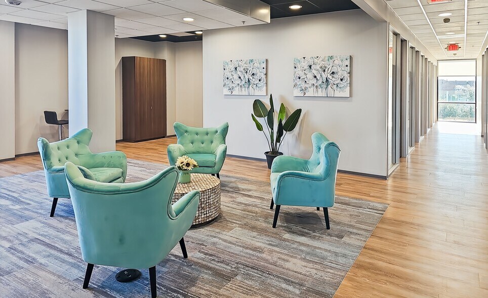 More Photos Of 18722 University Blvd, Sugar Land Coworking Space
