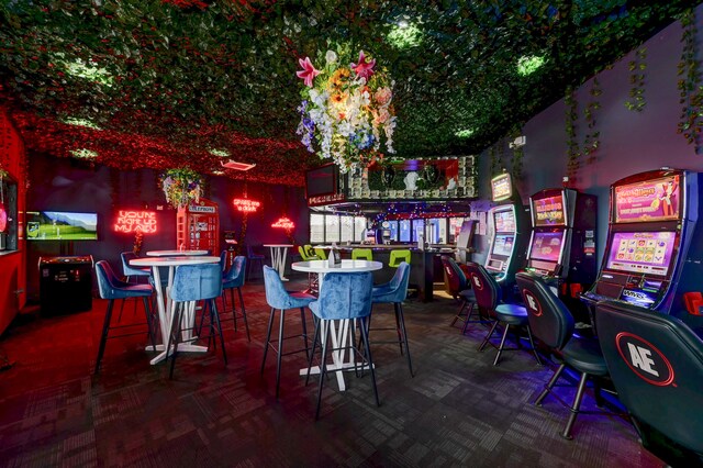 More Photos Of 643 S Dixie Hwy, Beecher Freestanding For Sale