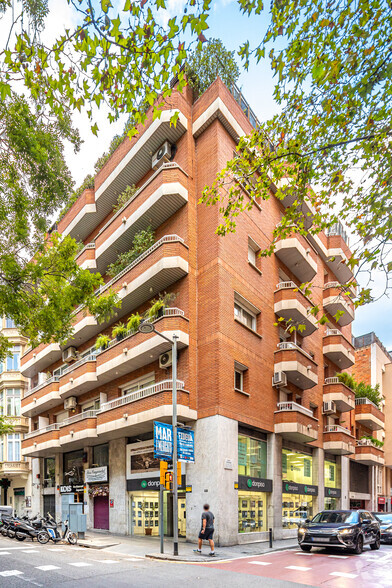 Primary Photo Of 36 Carrer D'hurtado, Barcelona Apartments For Sale