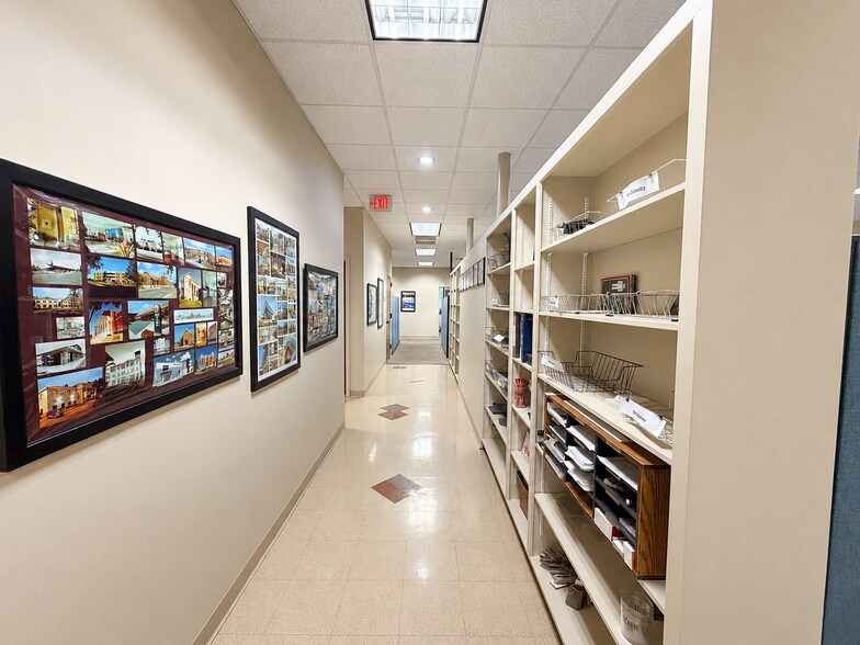 More Photos Of 100 Briarwood West Dr, Jackson Unknown For Lease