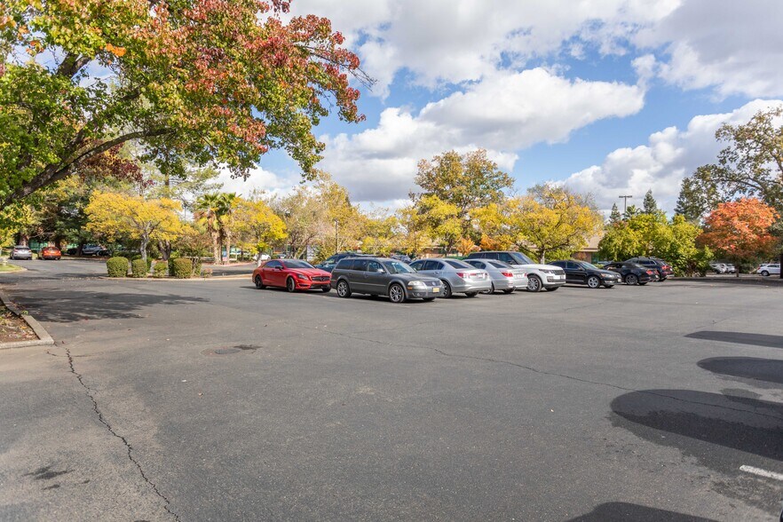 More Photos Of 3838 Watt Ave, Sacramento Medical For Lease