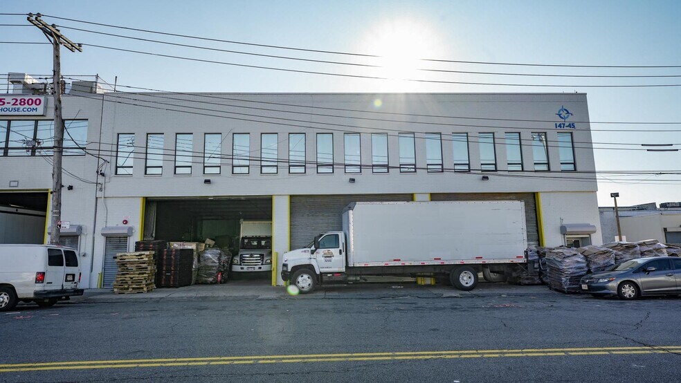 Primary Photo Of 147-45 Farmers Blvd, Jamaica Warehouse For Lease