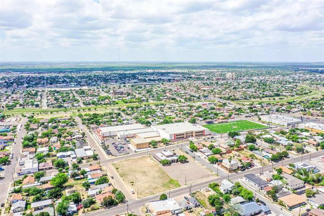 More Photos Of 1900 Springfield Ave, Laredo Office For Sale