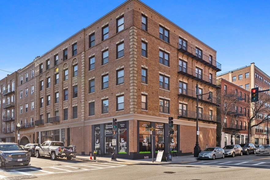 More Photos Of 454-464 Hanover St, Boston Apartments For Sale