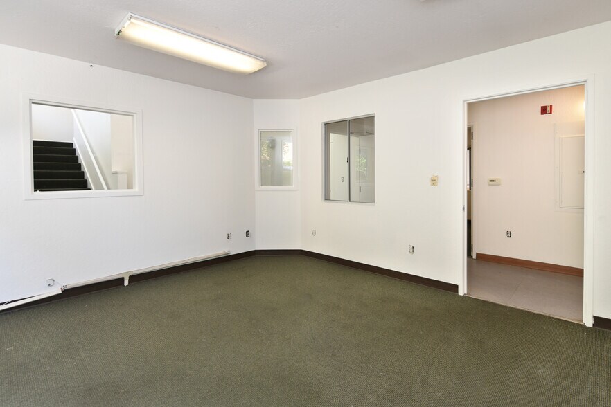 More Photos Of 2320 Channing Way, Berkeley Office For Sale