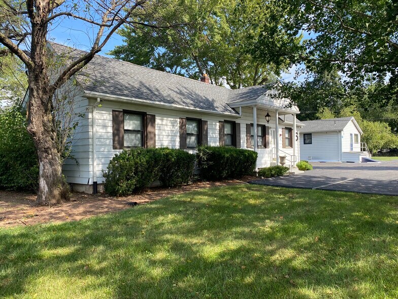 More Photos Of 216 Congers Rd, New City Office For Sale