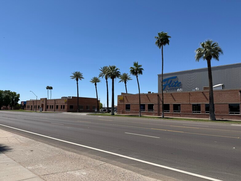 More Photos Of 1300 S Litchfield Rd, Goodyear Unknown For Lease
