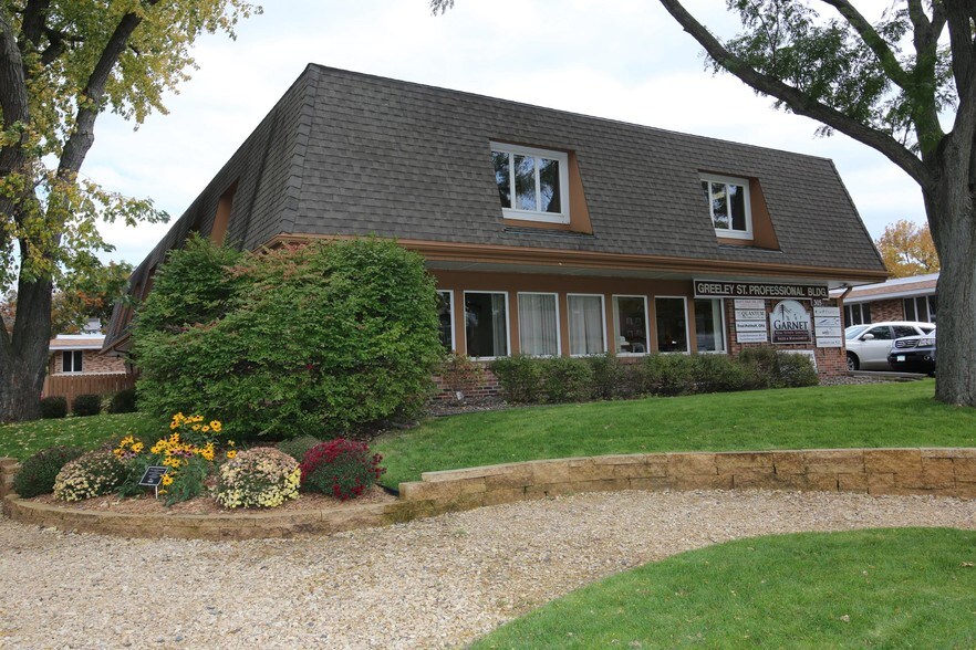 More Photos Of 305 S Greeley St, Stillwater Office For Lease