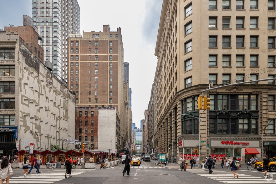 More Photos Of 12 W 32nd St, New York Loft Creative Space For Lease