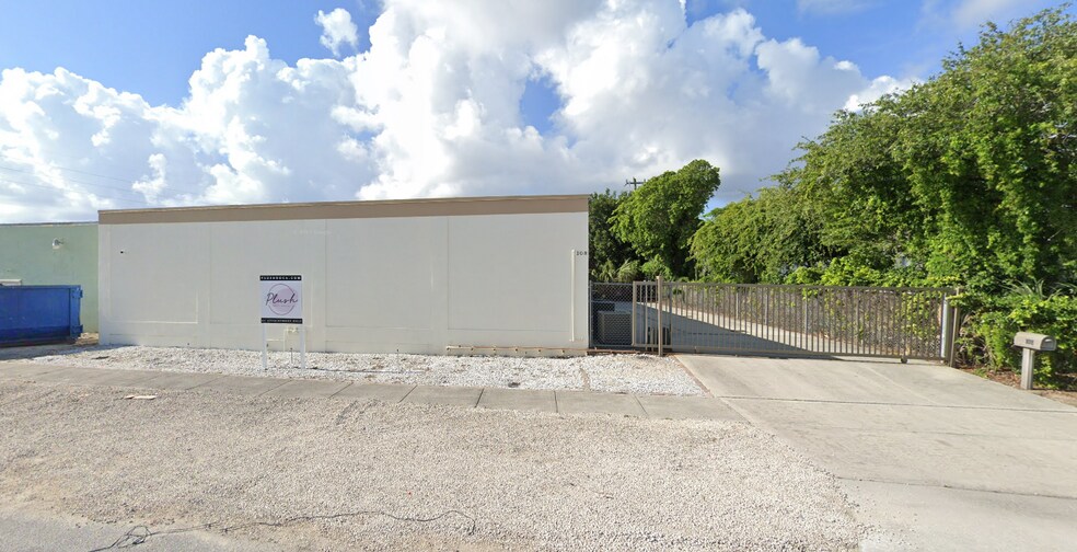 More Photos Of 108 NW 4th St, Boca Raton Warehouse For Sale