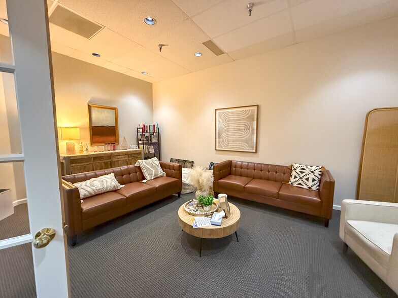 More Photos Of 1350-1500 S Lapeer Rd, Oxford Unknown For Lease